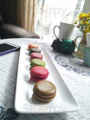 Ava Chocolate Patisserie & Tearoom