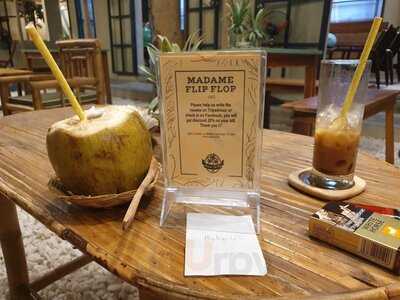 Madame Flip Flop Cafe