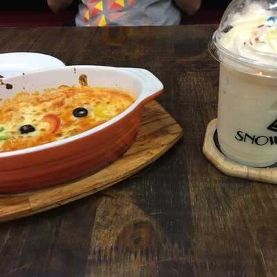 Nhà Hàng Snow Pizza