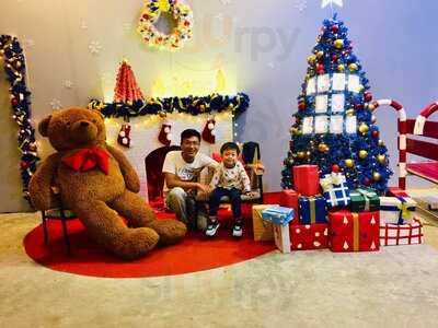 Danang Souvenirs & Cafe