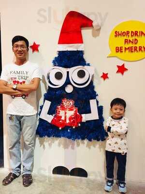 Danang Souvenirs & Cafe