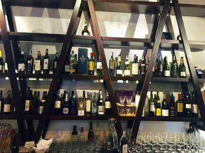 Dom - The Wine Bistro