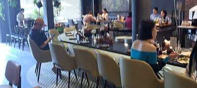 Pizza 4p's Hoang Van Thu