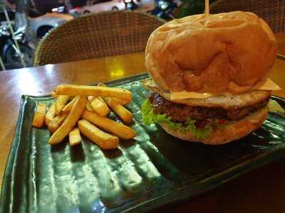 Quán Bar & Burger Kangaroo