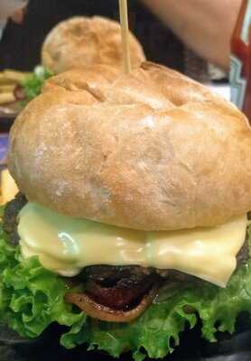 Quán Bar & Burger Kangaroo