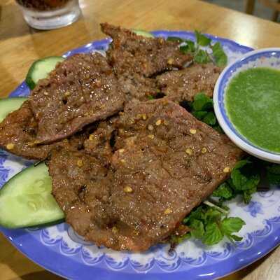 Hai Còi Chicken Bbq