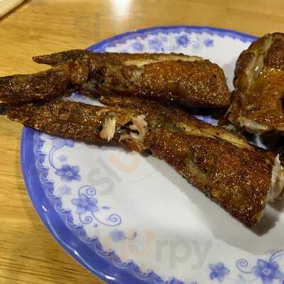 Hai Còi Chicken Bbq