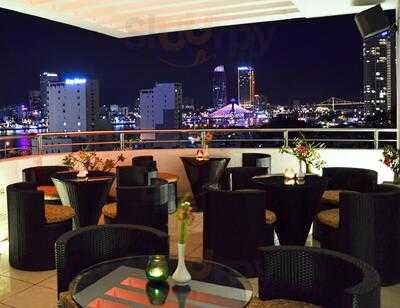 Sky Bar Danang