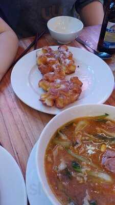 Laluna Bar & Restaurant