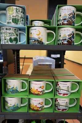 Starbucks Ba Na Hills