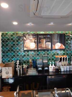 Starbucks Ba Na Hills