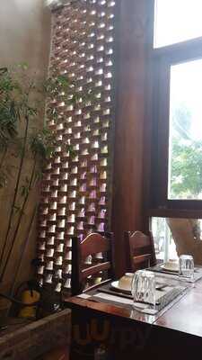 Nhà Hàng Cơm Niêu Việt Xưa