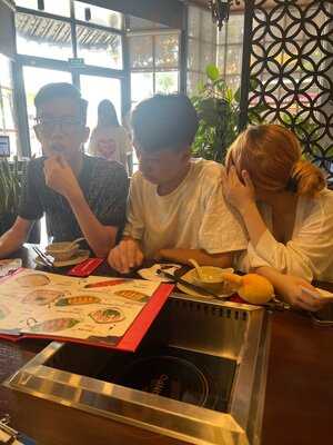 Mama Hot Pot Buffet - Võ Văn Kiệt