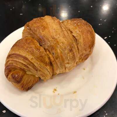 Tiệm Bánh & Cà Phê Bon Pas