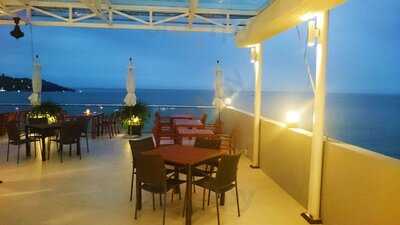 Lady Buddha Rooftop Cafe & Restaurant