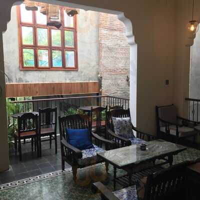 Little Orient Bistro