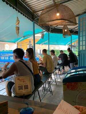 Banh Mi 25 Work & Chill