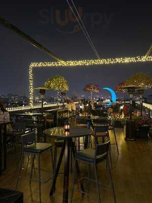 Starlight Skybar