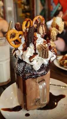 Lifted Coffee & Brunch