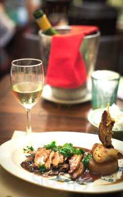 Nhà Hàng Madame Hiên