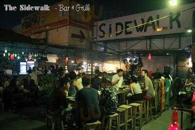 The Sidewalk Beer & Grill