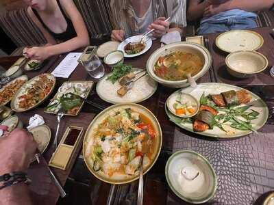 Home Mộc Restaurant