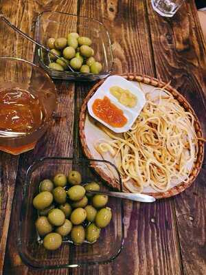 Bánh Mì & Cafe Pateta