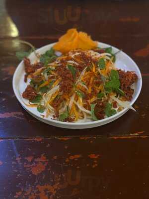 Madam Tran's Restaurant