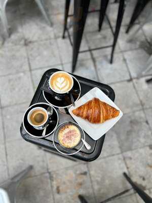 Gấu Coffee & Bakery