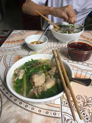 Bánh Mỳ Phú Thông
