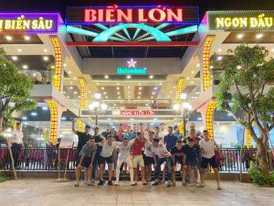 Nhà Hàng Biển Lớn