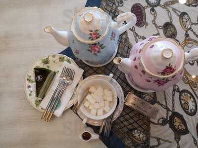 Partea - Tiệc Trà Kiểu Anh