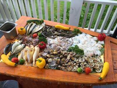 Cá Chuồn Cồ Vietnamese Restaurant