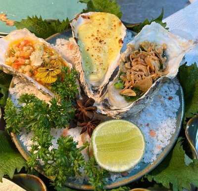 Cá Chuồn Cồ Vietnamese Restaurant