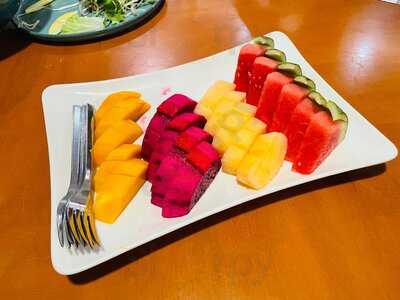 Cá Chuồn Cồ Vietnamese Restaurant