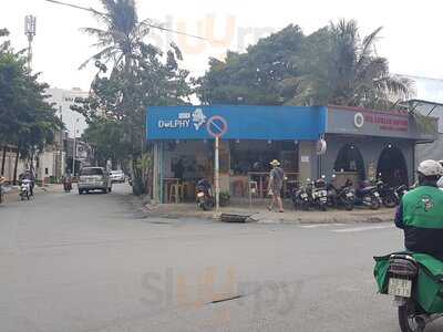 Dolphy Café