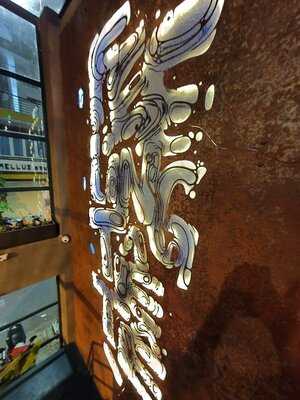 Tê Tê & Phê Quán