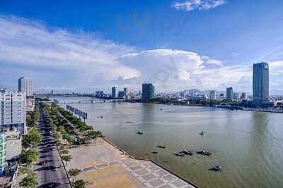 Air Restaurant & Bar