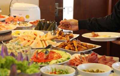 Air Restaurant & Bar