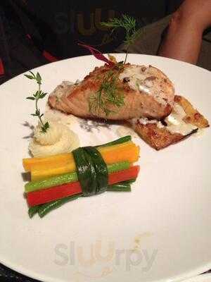 Parkview Restaurant (formerly Acacia Verenda Dinning)