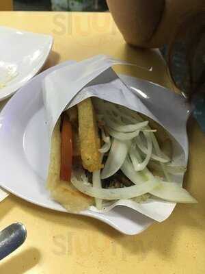 Nhà Hàng Zeus Greek Souvlaki- Gyros