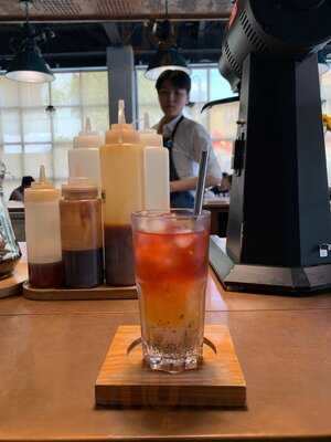 Phin & Bean Roastery