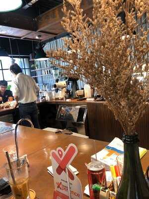 Phin & Bean Roastery