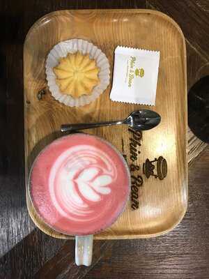 Phin & Bean Roastery