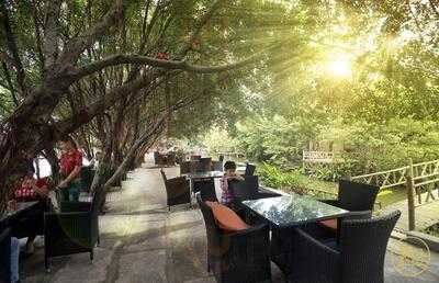 Nhà Hàng Bến Xưa