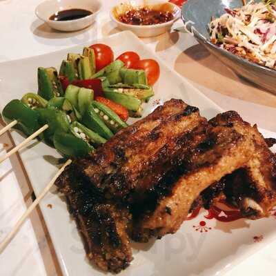 Maison Mận-Đỏ Restaurant