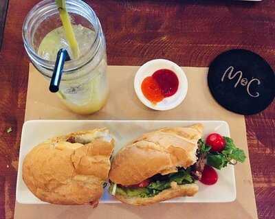 M2c Cafe
