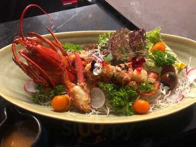 Towa - Japanese Cuisine & Lounge