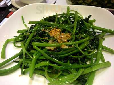 Nhà Hàng Đào Place