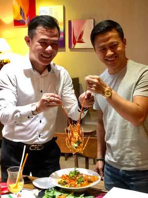 Nhà Hàng Đào Place